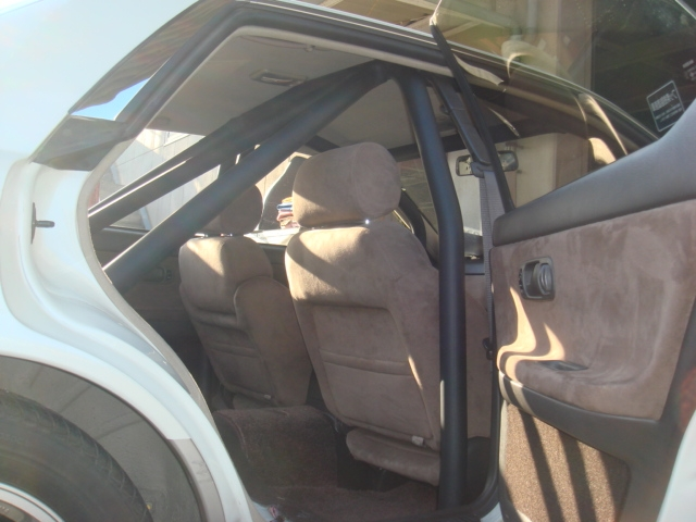 Jaula antivuelco Saito Rollcage para Laurel C33 miniatura 4