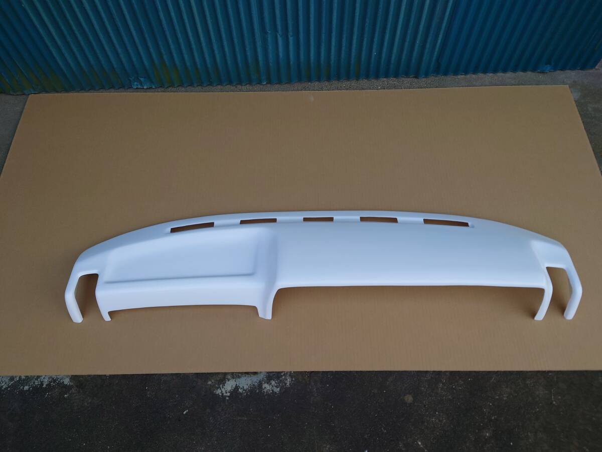 KaidoRacer Panel de Salpicadero FRP para Nissan Skyline C210 miniatura 7