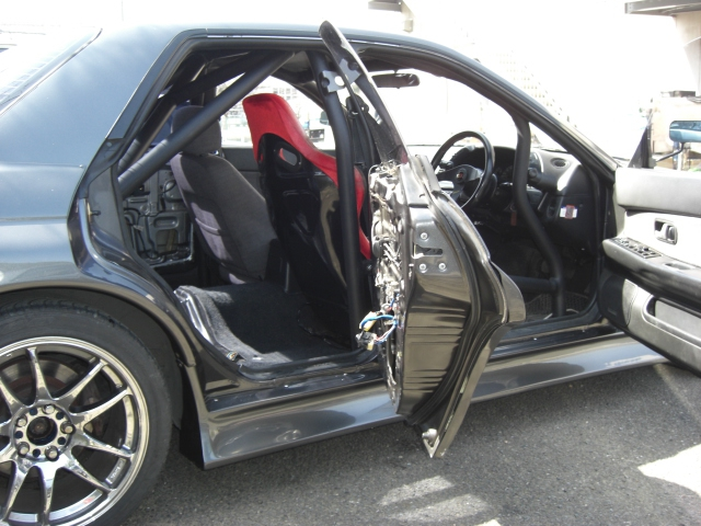 Jaula antivuelco Saito Rollcage - 4 puertas para Skyline R32 miniatura 3