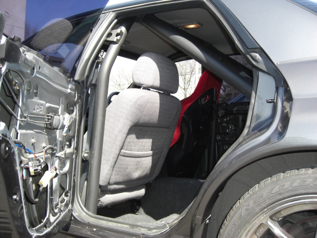 Jaula antivuelco Saito Rollcage - 4 puertas para Skyline R32 miniatura 4