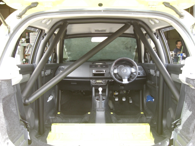 Jaula antivuelco Saito Rollcage - Dash Through - Trunk Through para Swift Sport ZC31S miniatura 5