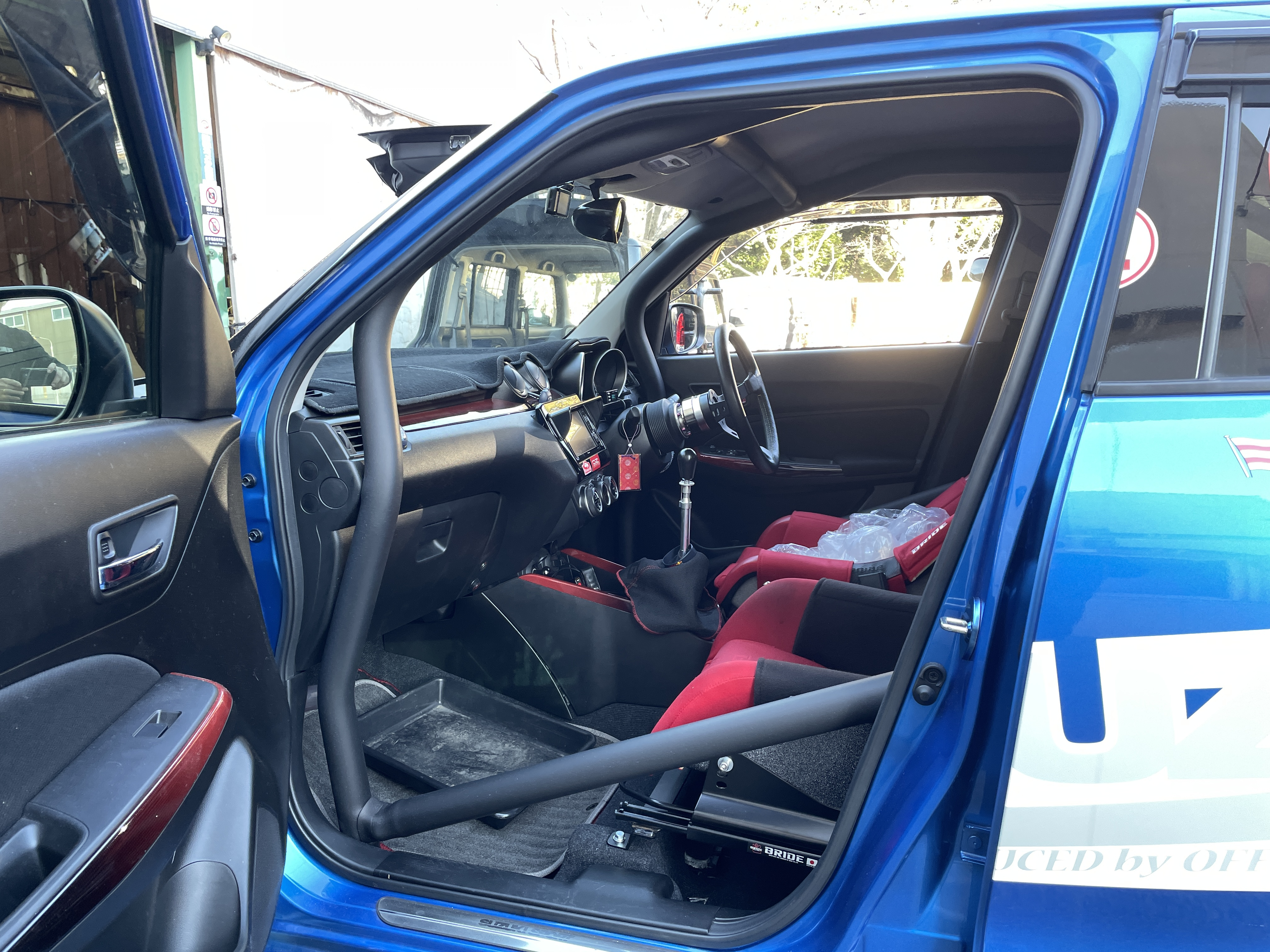 Jaula antivuelco Saito Rollcage - Trunk Through para Swift Sport ZC33S miniatura 3