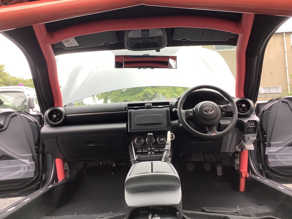 Jaula antivuelco Saito Rollcage - Dash Through para GR86 ZN8 miniatura 6
