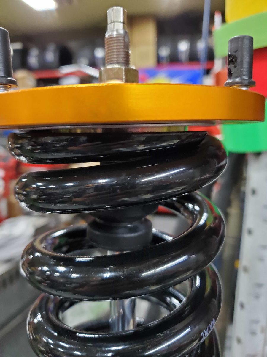 Suspensión roscada Kuniashi para Toyota Mark II JZX110 miniatura 4
