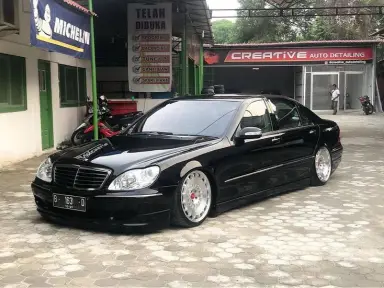 W220