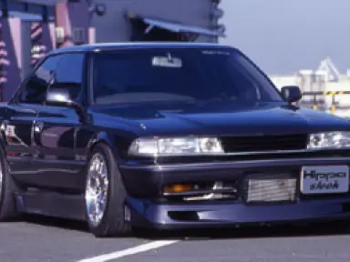Hippo Sleek HYPER SEDAN para Toyota Mark II GX81