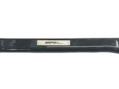 BCNR33 / BNR34 Dry Carbon Tower Bar para Nissan Skyline GT-R BNR34