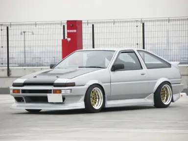 Bodykit TEC-ART'S para Toyota Sprinter Trueno AE86