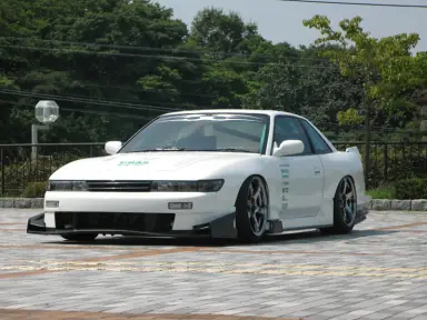 Bodykit URAS Type-GT para S13 Silvia