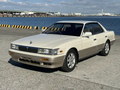 Nissan Laurel SC33