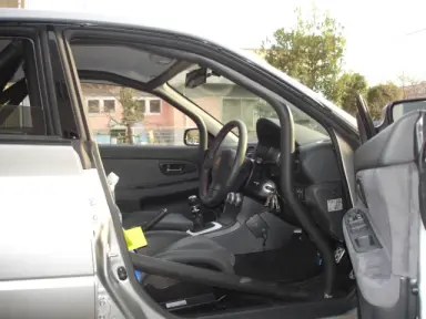 Jaula antivuelco Saito Rollcage para Impreza GDB