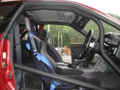 Jaula antivuelco Saito Rollcage - 2 puertas - Sunroof para Skyline R32
