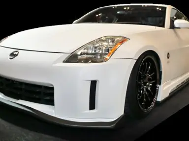 Kit deportivo URAS para Z33 Fairlady Z