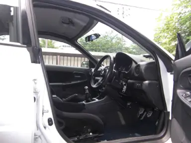 Jaula antivuelco Saito Rollcage - Dash Through para Impreza GRB