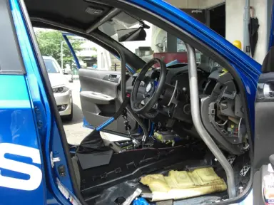 Jaula antivuelco Saito Rollcage para Impreza GRB