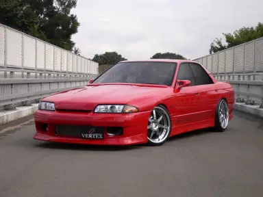Bodykit Vertex para Nissan Skyline R32 4 puertas